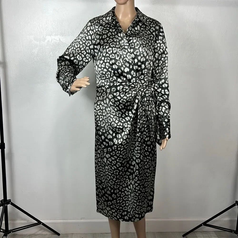 Worthington Animal Print Long Sleeve Satin Wrap Dress Size S - Picture 2 of 14